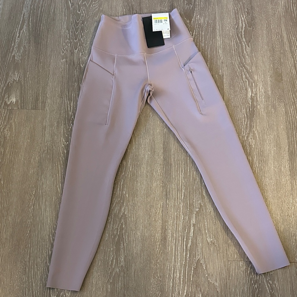 Nike Lavender High-Waisted Leggings — BRAND NEW W/ TAG!